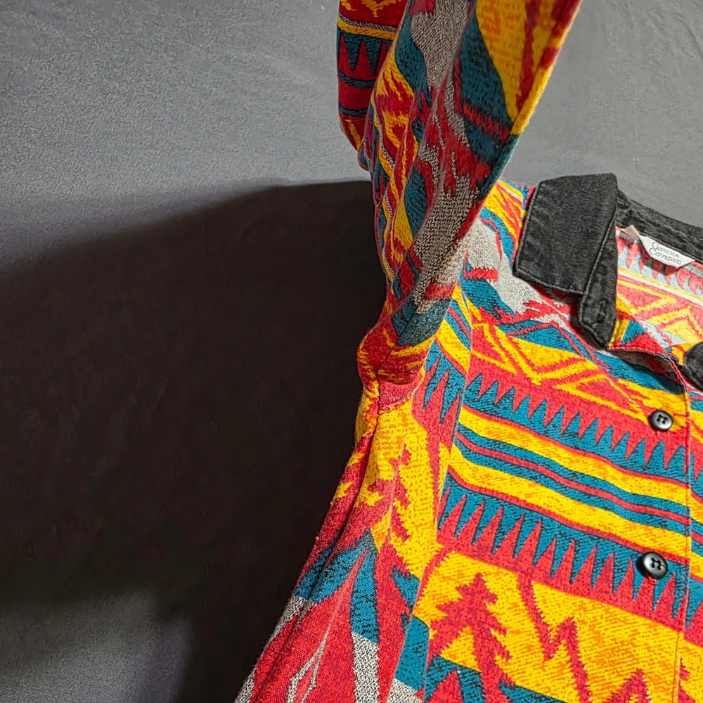 Gotcha Covered Vintage 90s Southwest Aztec Shirt Red Yellow Gray Medium - Picture 4 of 6